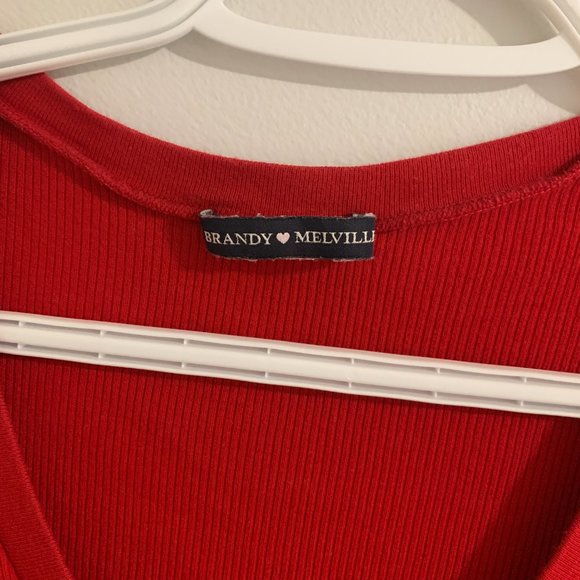 Women's Brandy Melville Red V Neck Top - Picture 3 of 3